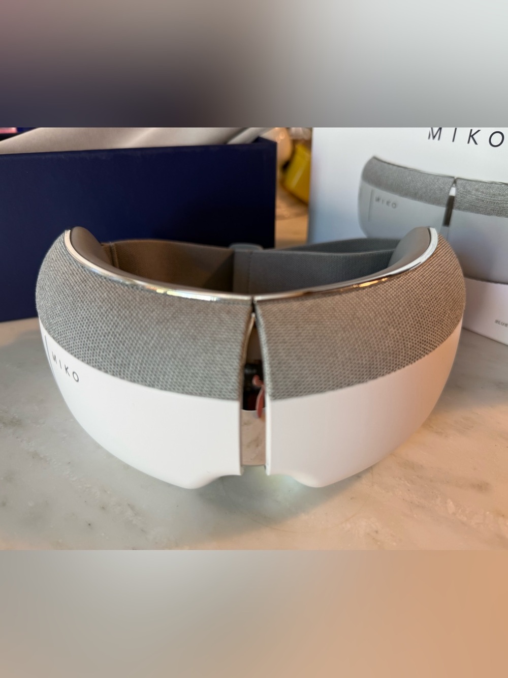 MIKO Eye Massager